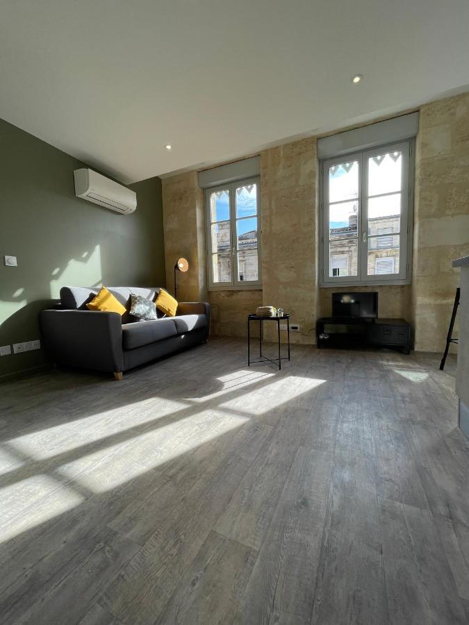 Superbes Studios De Charme, Lumineux Et Climatises En Plein Centre Bordeaux Luaran gambar