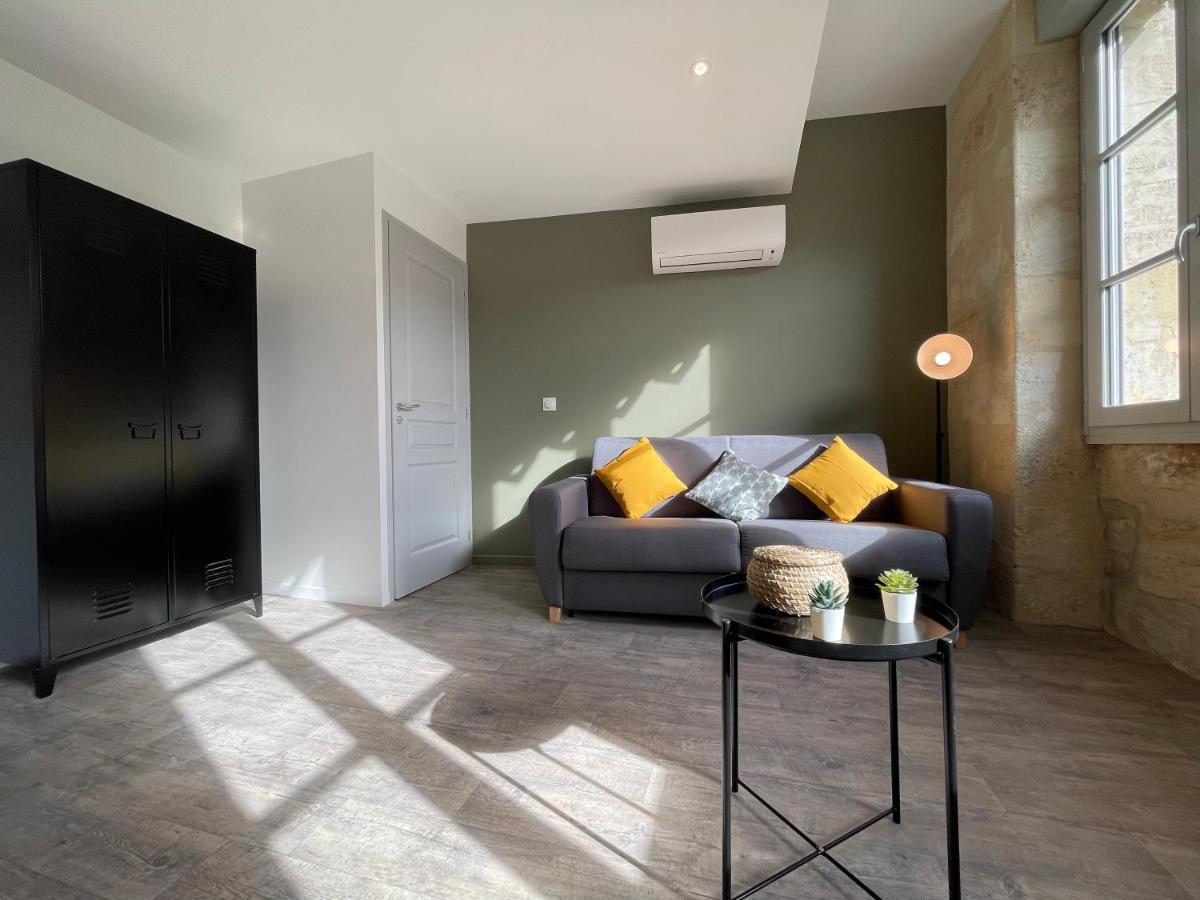 Superbes Studios De Charme, Lumineux Et Climatises En Plein Centre Bordeaux Luaran gambar